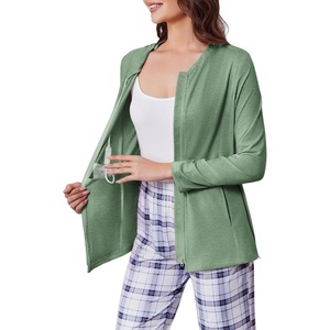 Deyeek Mastectomy Shirts with Drain Pockets Post Shoulder Surgery Tops for Women Chemo Port Long Sleeve with Zippers(Light Green)